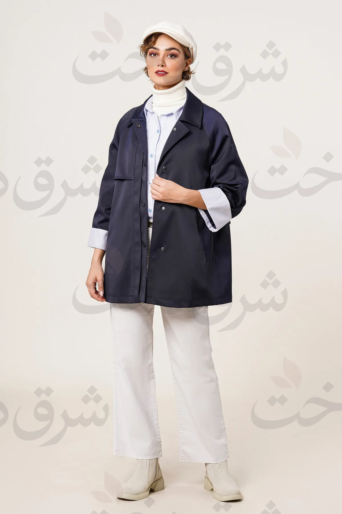 بارانی کوتاه زنانه مدل دل آوا (2 رنگ)