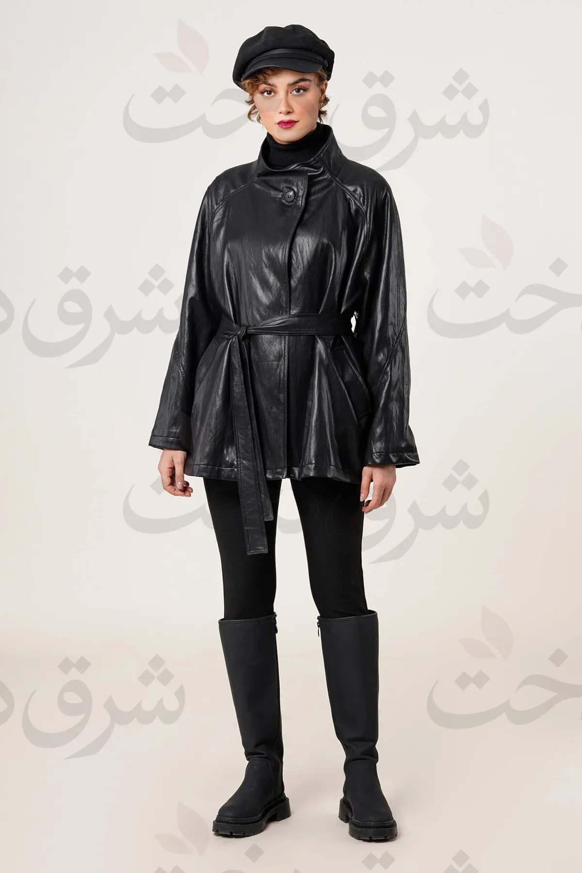 بارانی کوتاه زنانه چرم مدل کامیلا